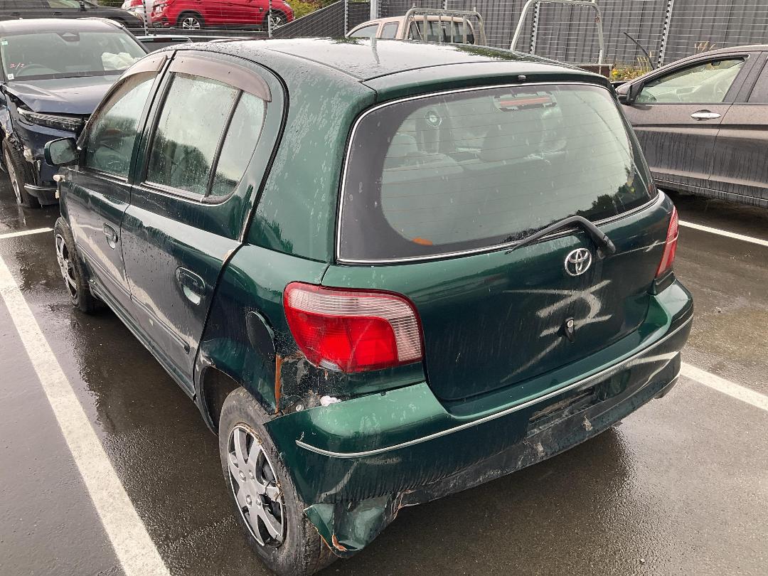 Photo '3' of Toyota Vitz