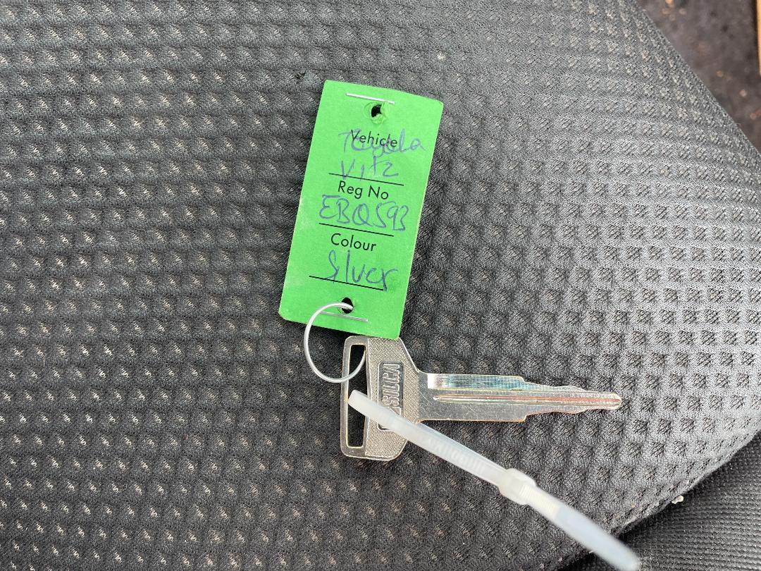 Photo '17' of Toyota Vitz Photo '17' of Toyota Vitz