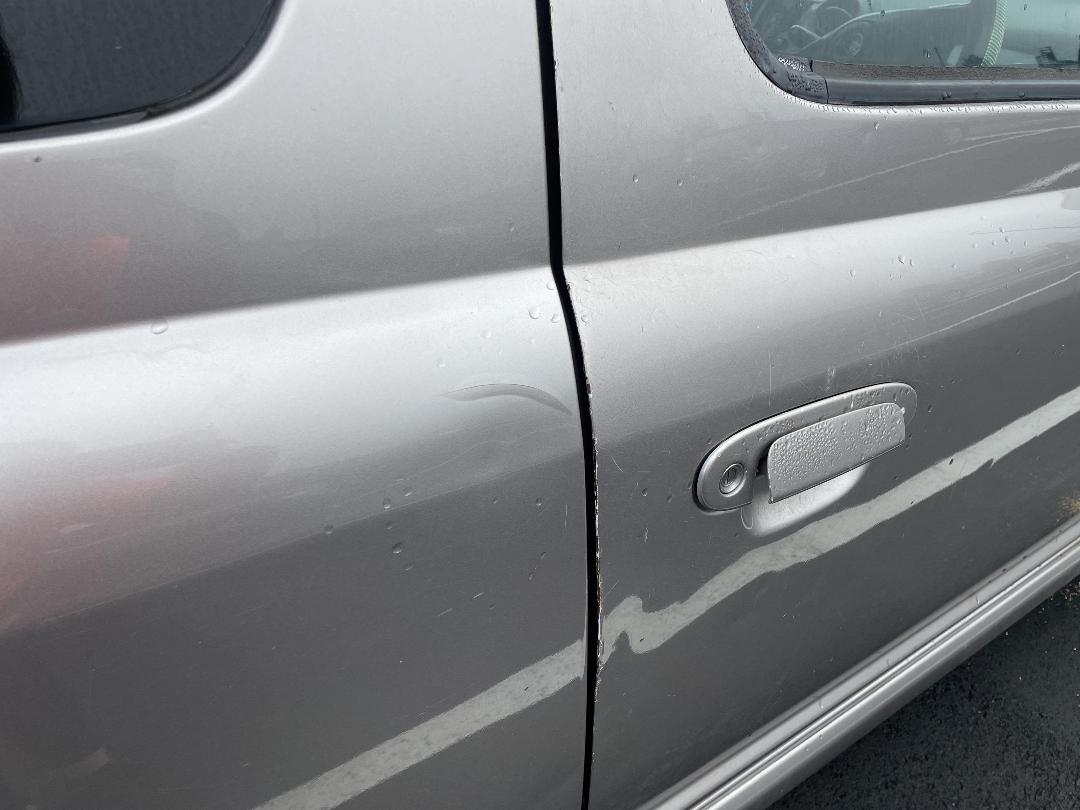 Photo '20' of Toyota Vitz Photo '20' of Toyota Vitz