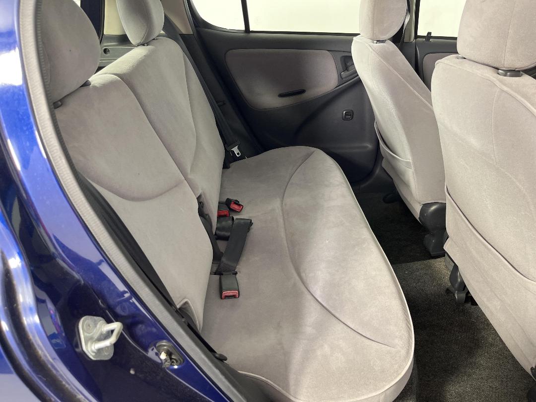 Photo '20' of Toyota Vitz