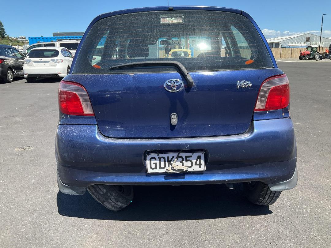 Photo '3' of Toyota Vitz Photo '3' of Toyota Vitz