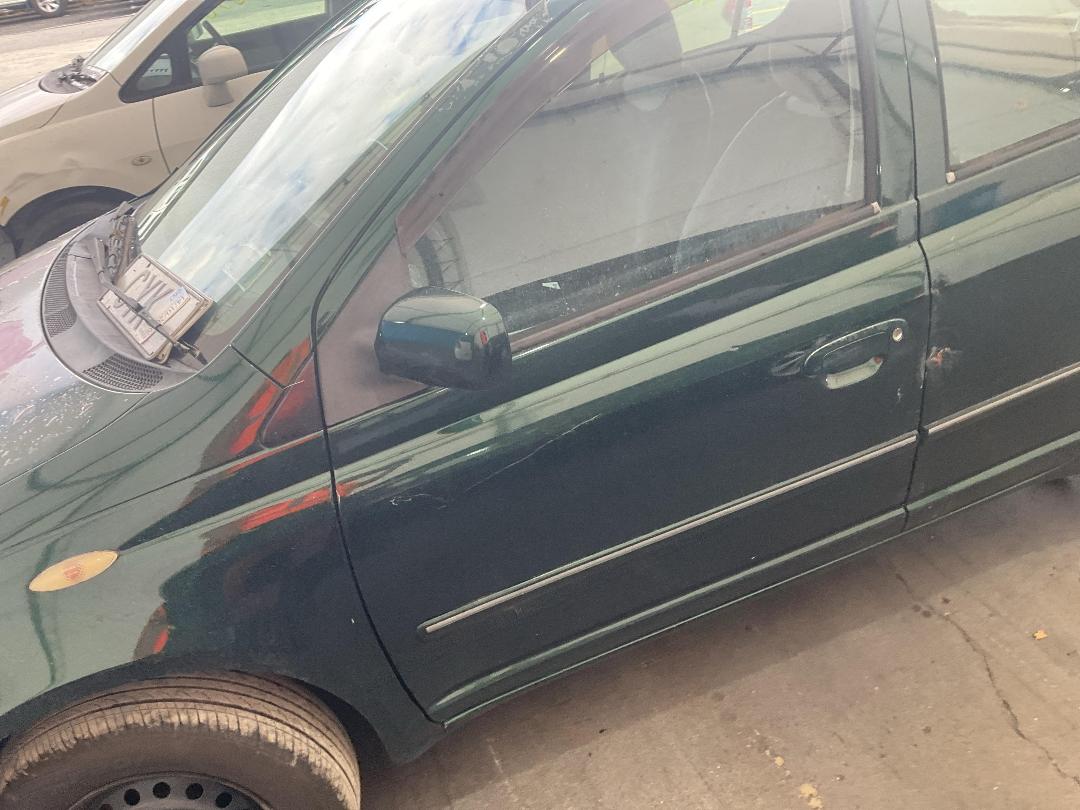 Photo '7' of Toyota Vitz