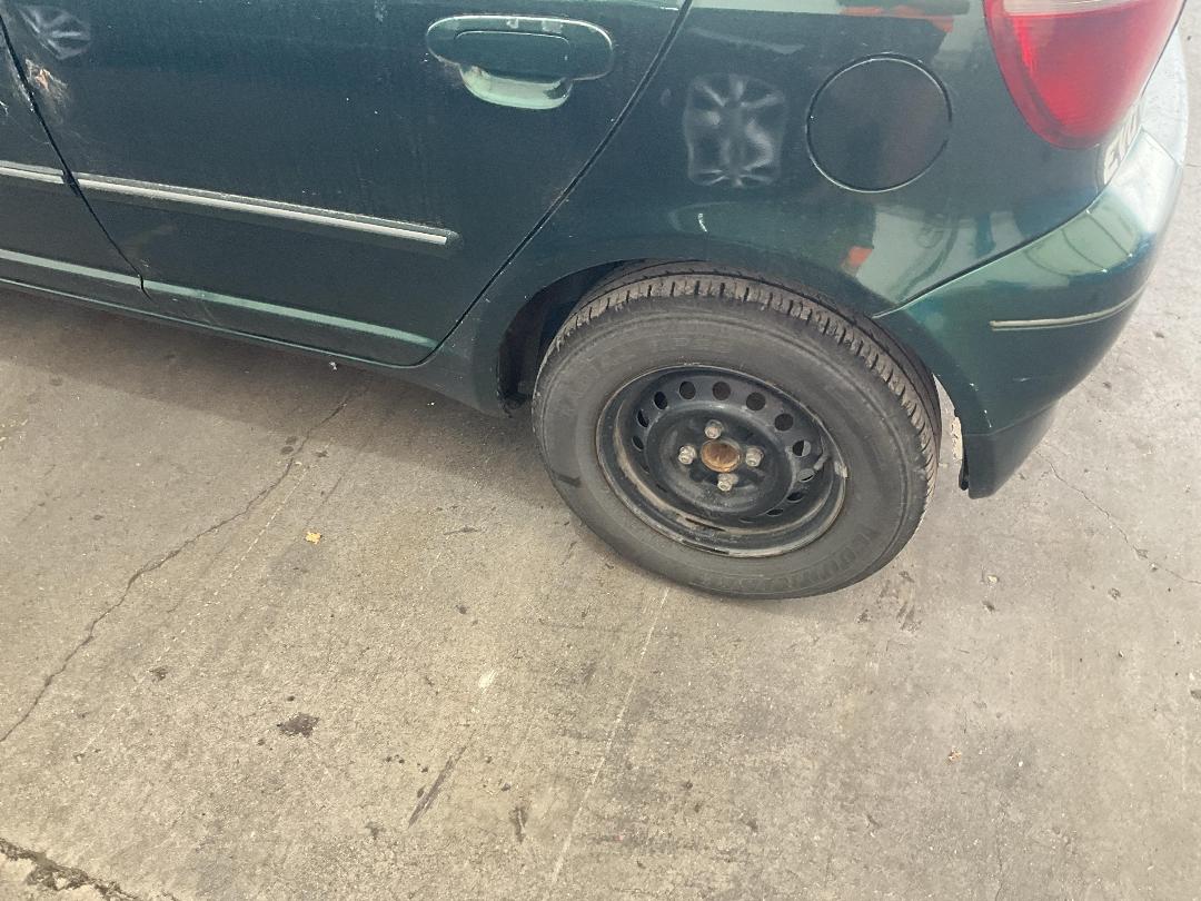 Photo '9' of Toyota Vitz