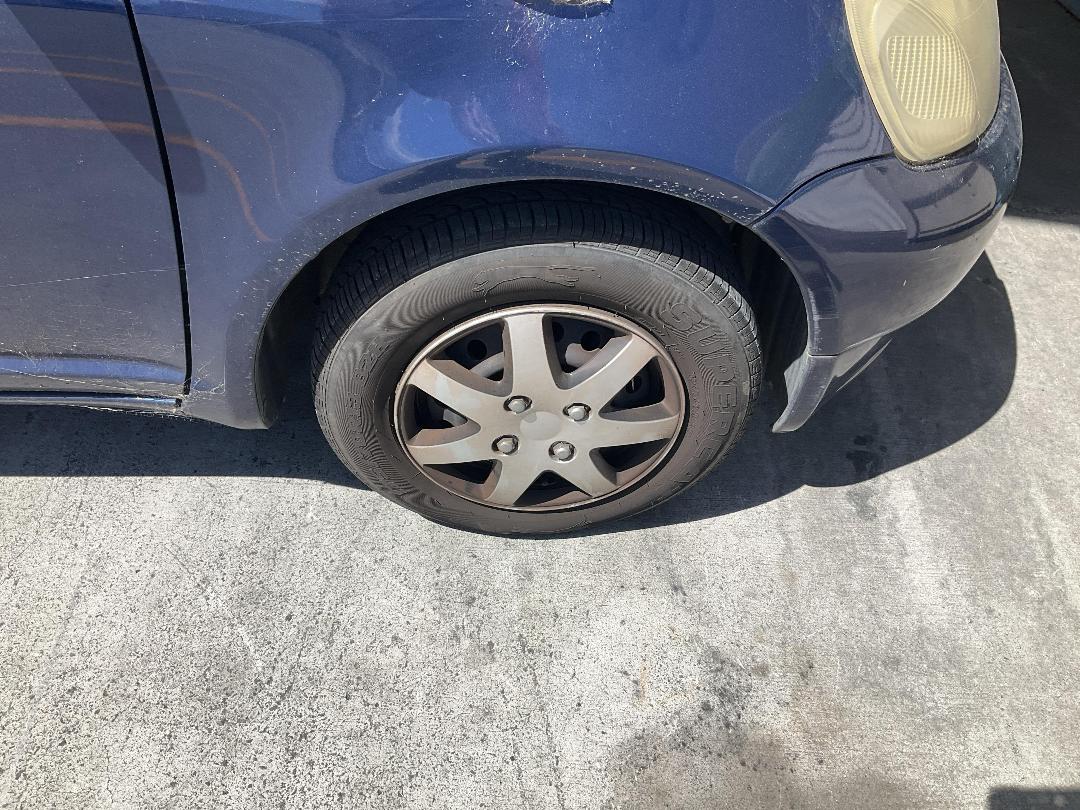 Photo '2' of Toyota Vitz