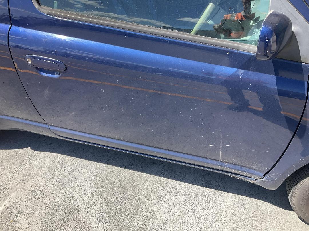 Photo '3' of Toyota Vitz