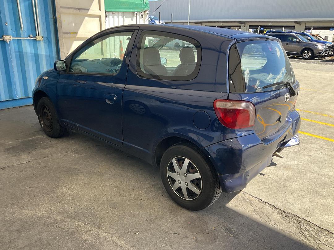 Photo '12' of Toyota Vitz