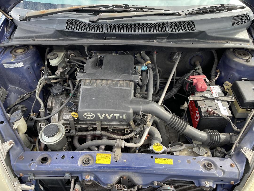 Photo '4' of Toyota Vitz