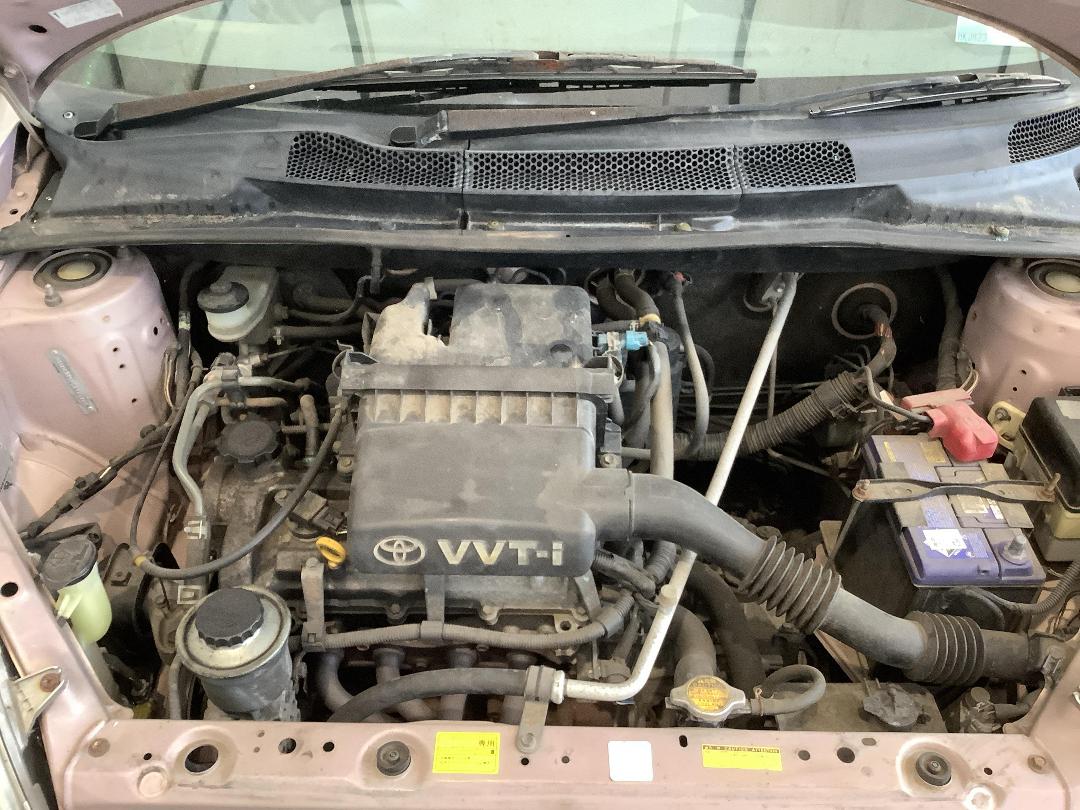 Photo '11' of Toyota Vitz