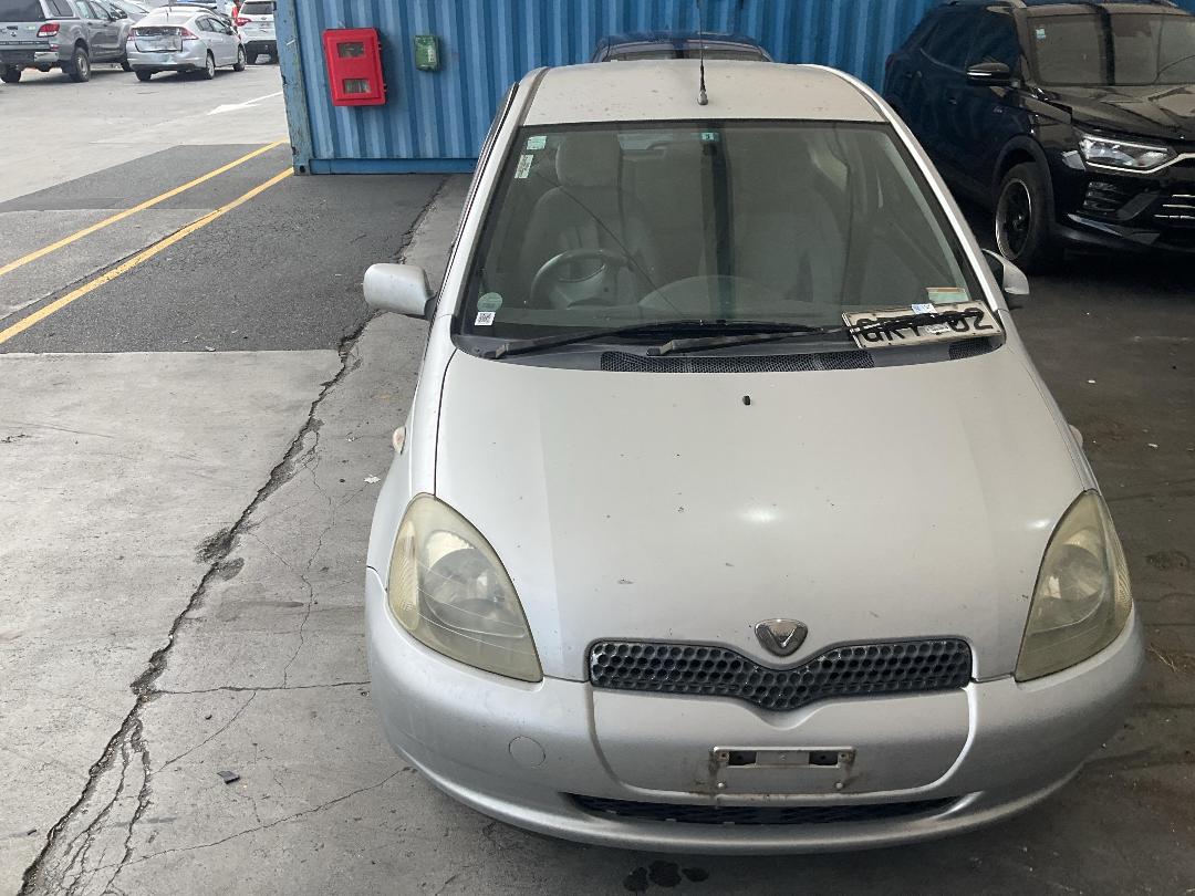 Photo '5' of Toyota Vitz