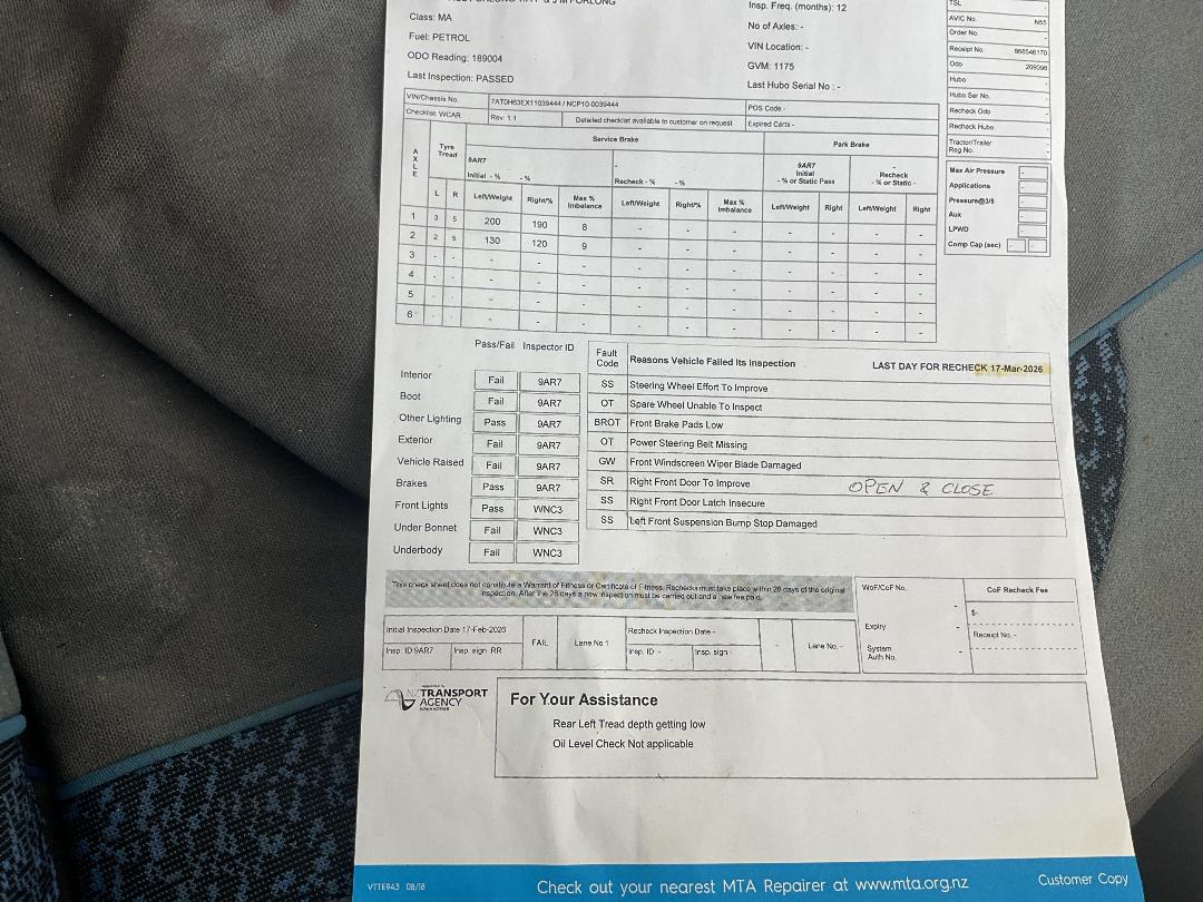 Photo '20' of Toyota Vitz