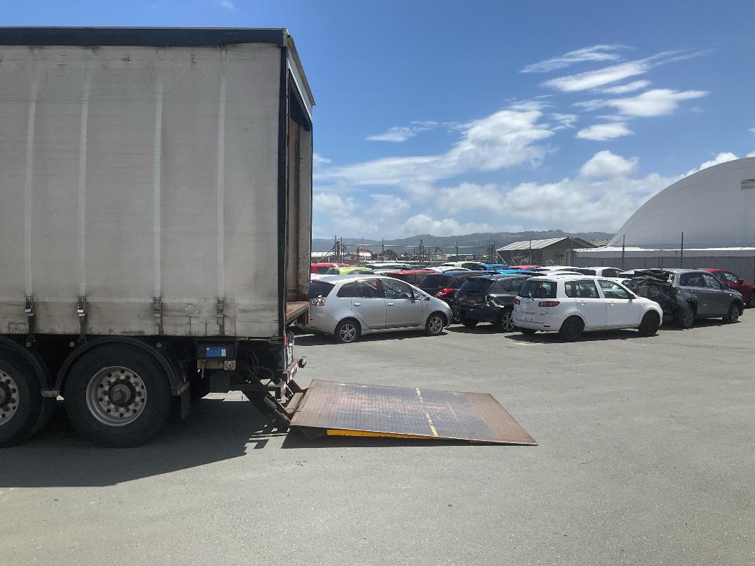 Photo '12' of TRAILER M.F.KING. Curtainsider Semi