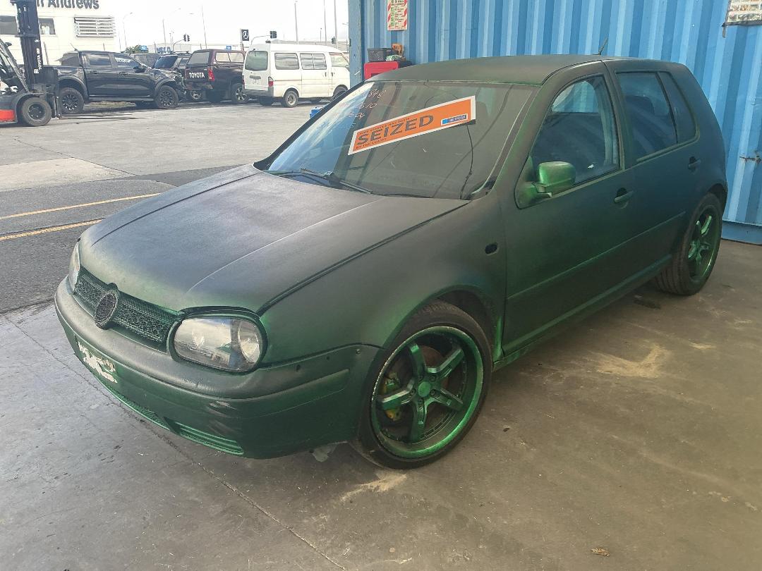 Photo '6' of Volkswagen Golf Photo '6' of Volkswagen Golf