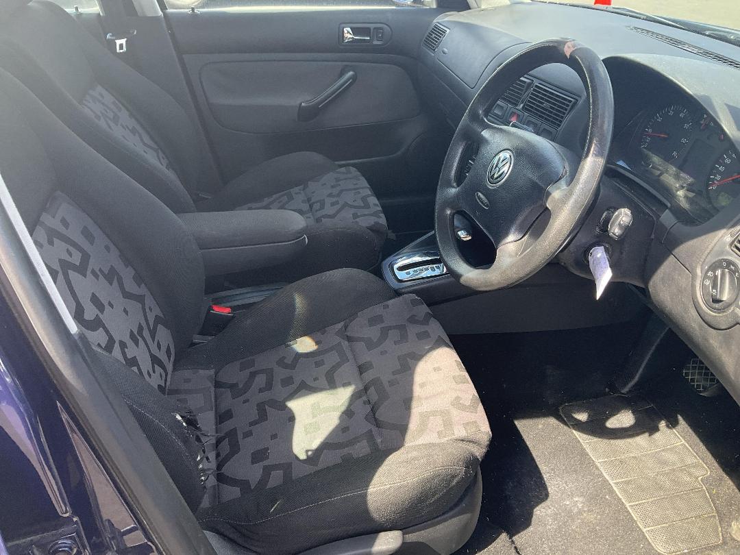 Photo '9' of Volkswagen Golf Photo '9' of Volkswagen Golf