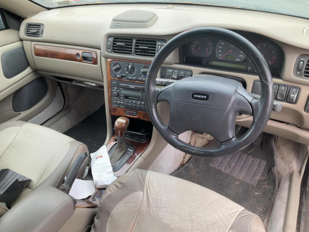 Photo '13' of Volvo C70 T