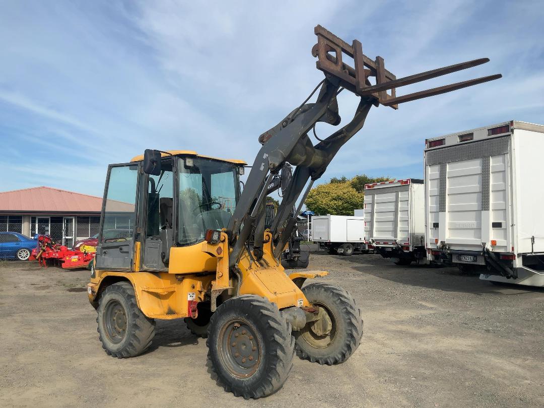 Photo '3' of Volvo L30B-7 Wheel Loader