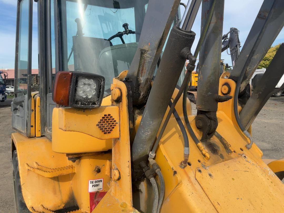 Photo '22' of Volvo L30B-7 Wheel Loader