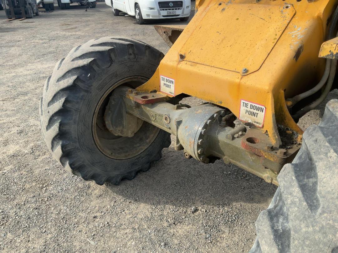 Photo '27' of Volvo L30B-7 Wheel Loader