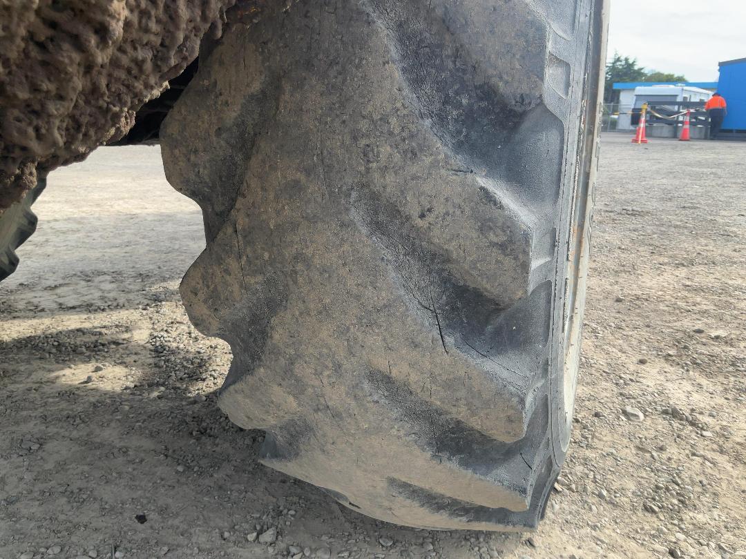 Photo '39' of Volvo L30B-7 Wheel Loader