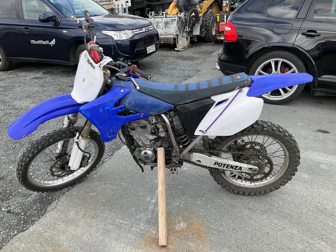 Photo '7' of Yamaha YZ Photo '7' of Yamaha YZ