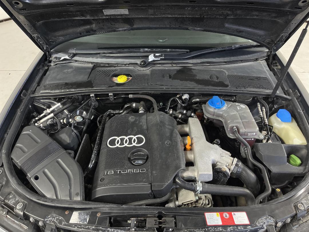 Photo '13' of Audi A4 Photo '13' of Audi A4