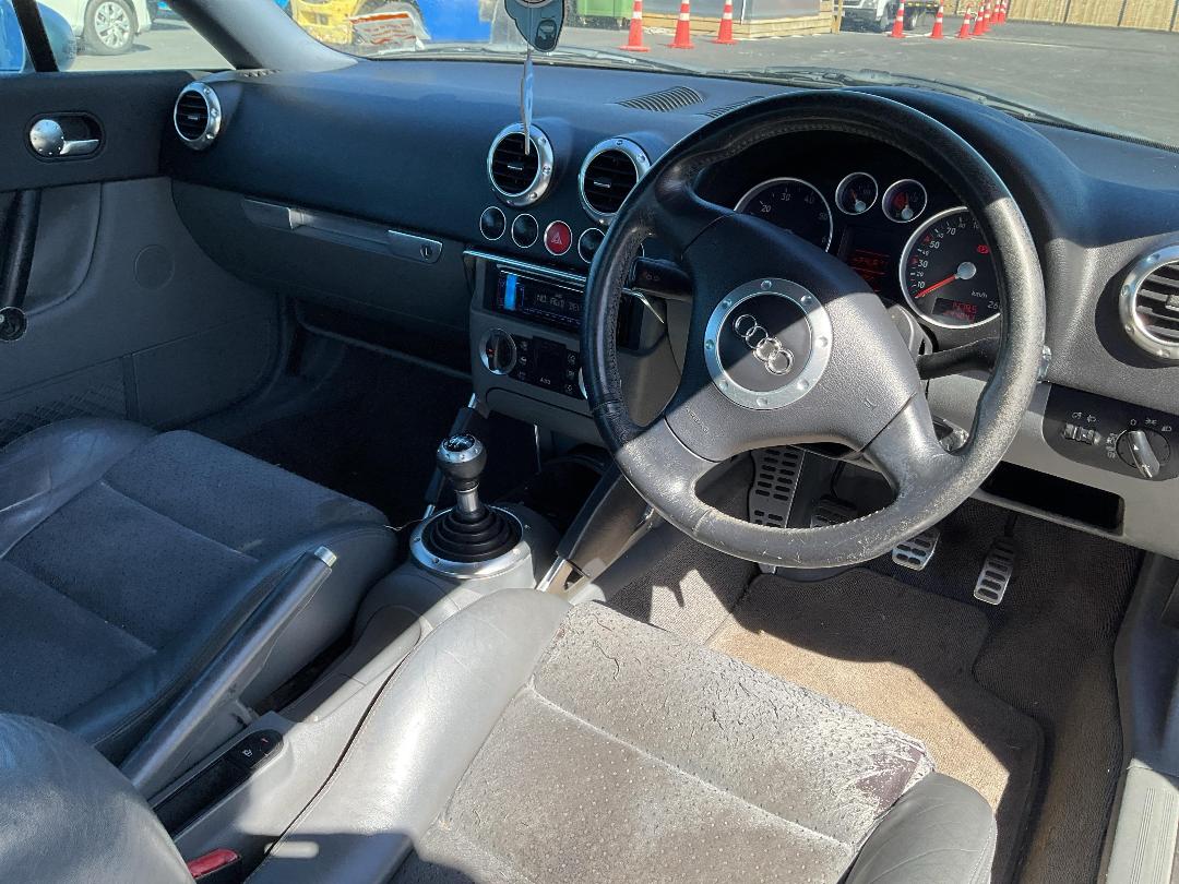 Photo '8' of Audi TT