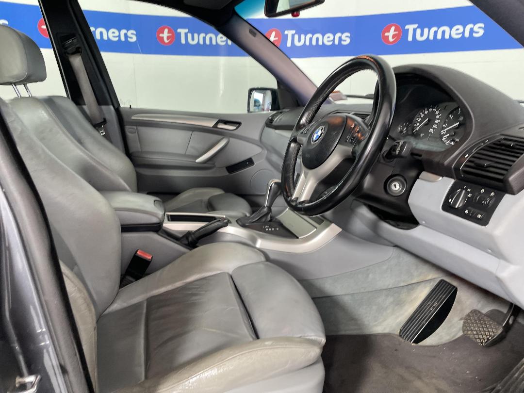 Photo '16' of BMW X5 Photo '16' of BMW X5