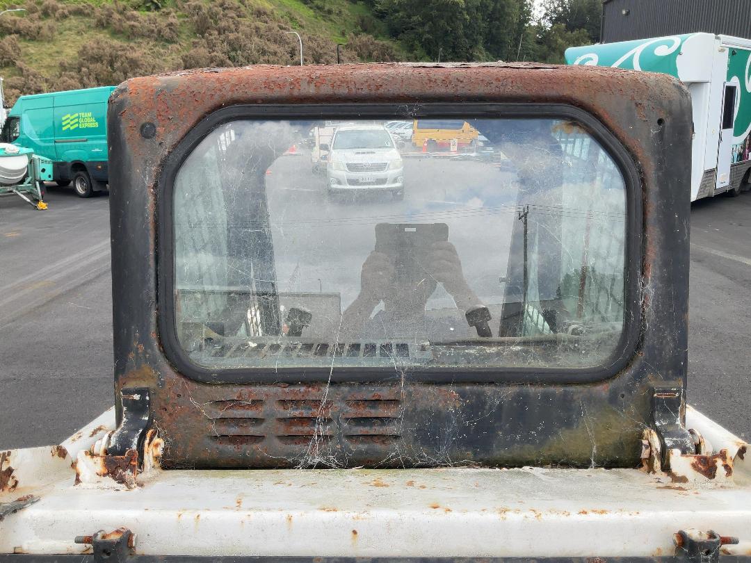 Photo '28' of Bobcat 763 Skid Steer Photo '28' of Bobcat 763 Skid Steer