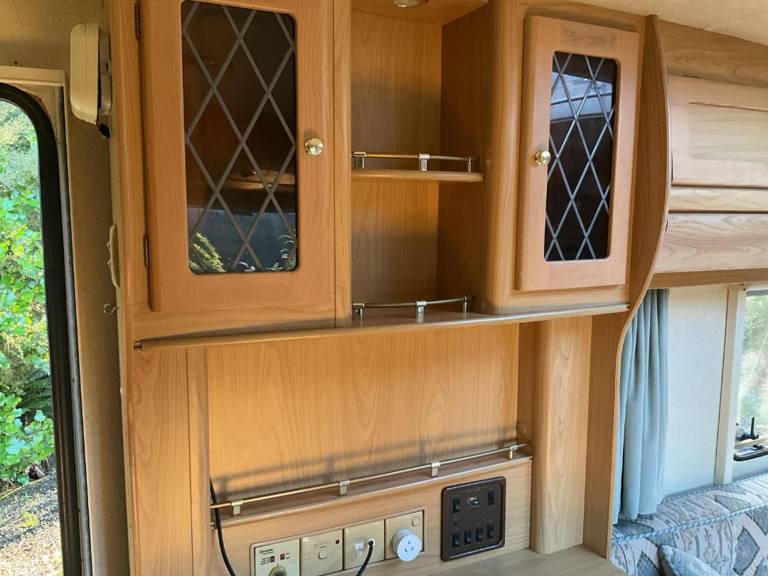 Photo '30' of CARAVAN LUNAR CLUBMAN Chiller - Single