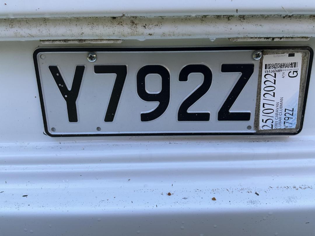 Photo '36' of CARAVAN LUNAR CLUBMAN Chiller - Single