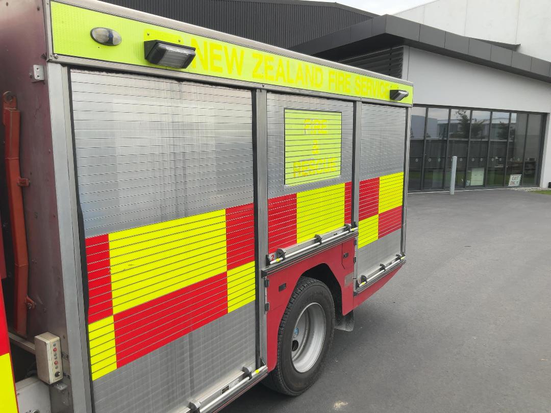 Photo '18' of DENNIS RAPIER DAGGER Fire Appliance