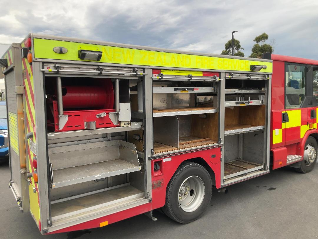 Photo '22' of DENNIS RAPIER DAGGER Fire Appliance