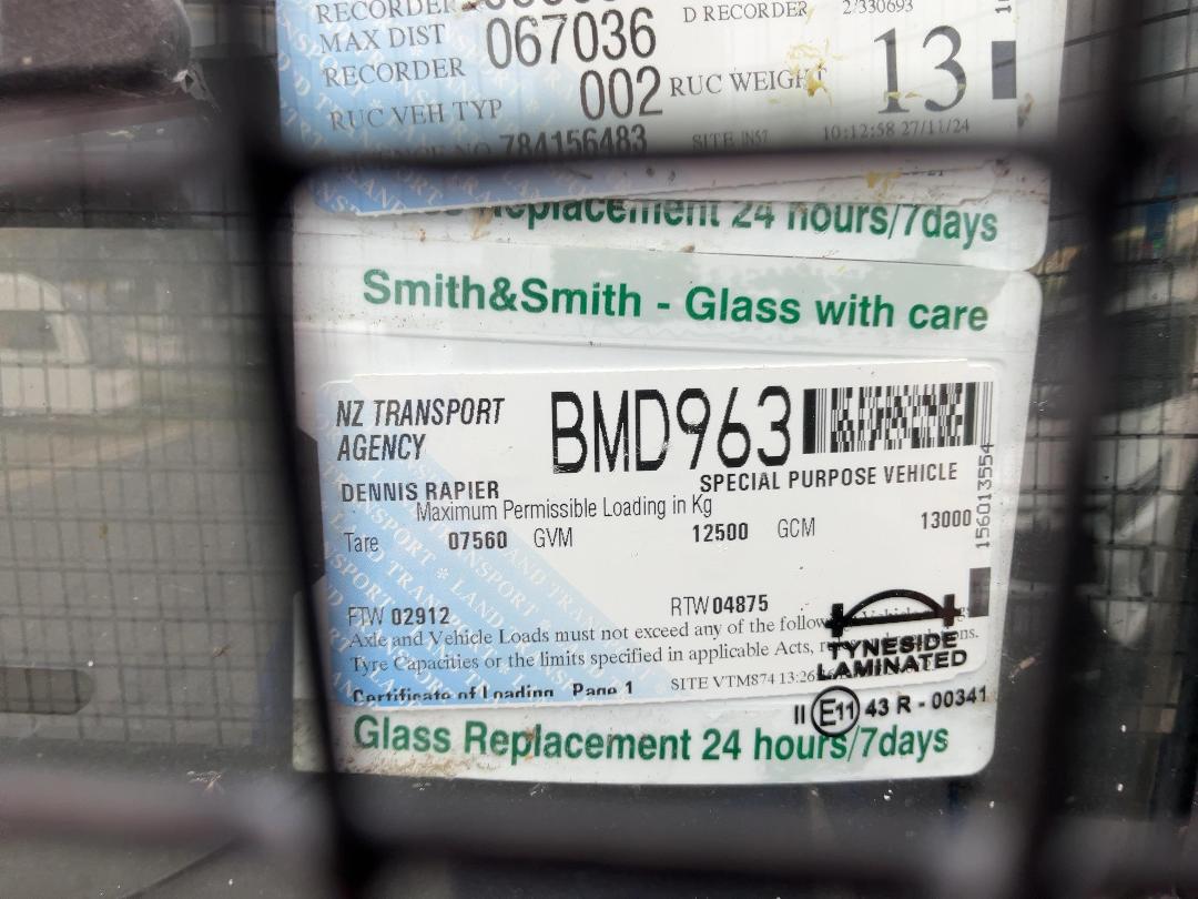 Photo '27' of DENNIS RAPIER DAGGER Fire Appliance