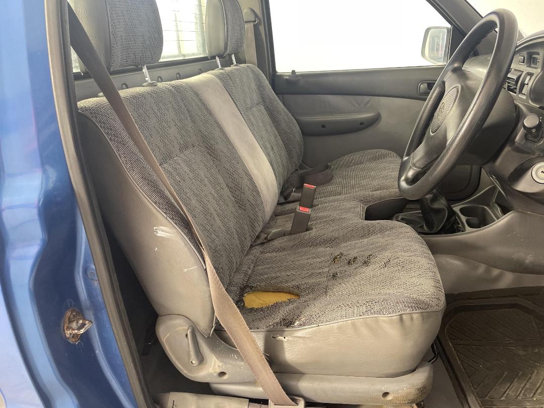 Photo '16' of Ford Courier Photo '16' of Ford Courier