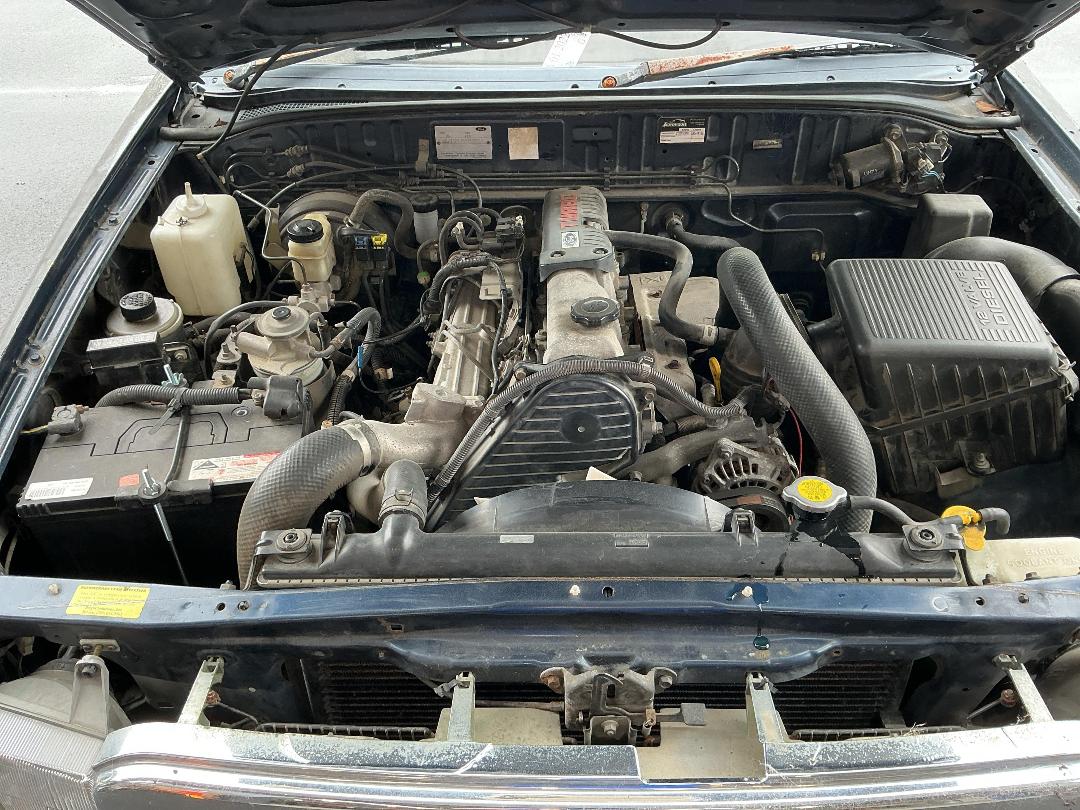 Photo '17' of Ford Courier XLT Chassis CAB Photo '17' of Ford Courier XLT Chassis CAB