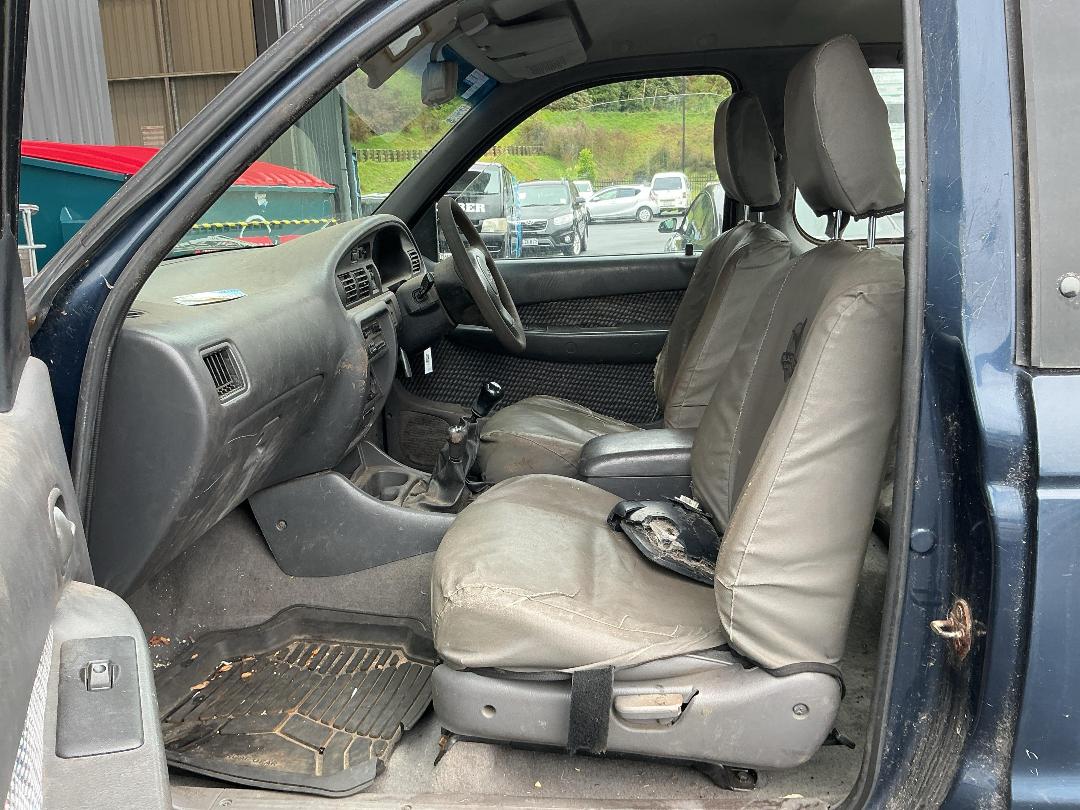 Photo '12' of Ford Courier XLT Chassis CAB Photo '12' of Ford Courier XLT Chassis CAB