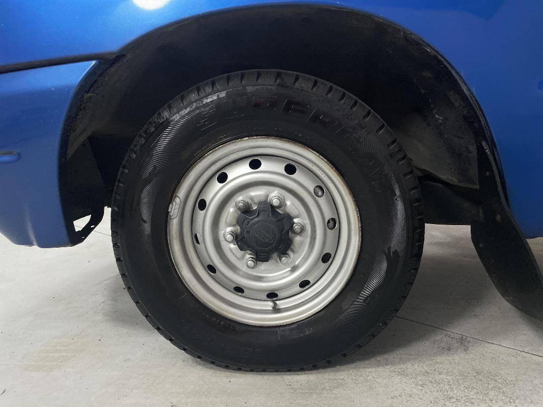 Photo '10' of Ford Courier