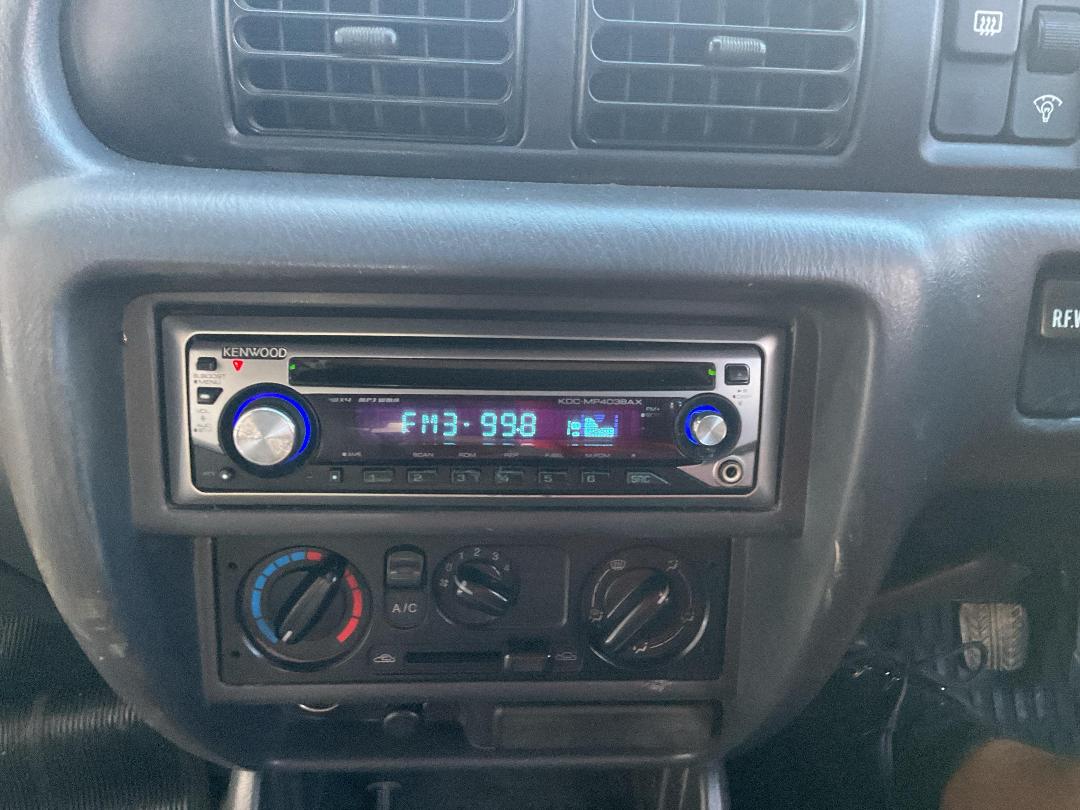 Photo '8' of Ford Courier XLX Crew CAB