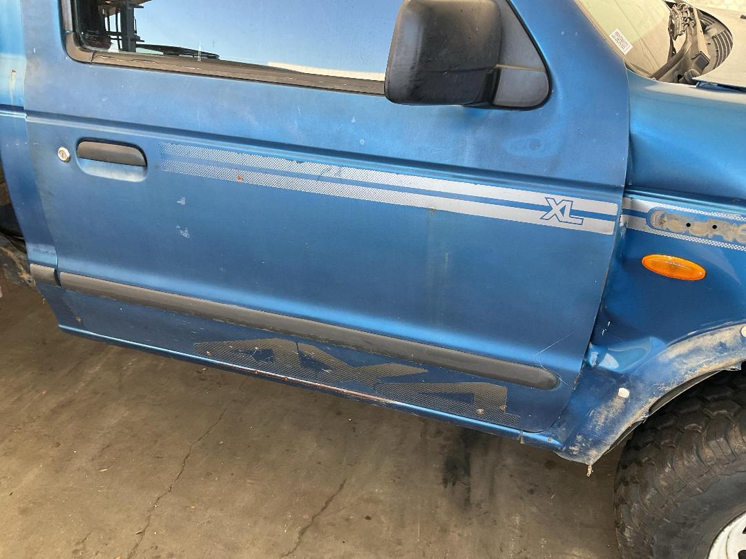 Photo '3' of Ford Courier XL Chassis CAB