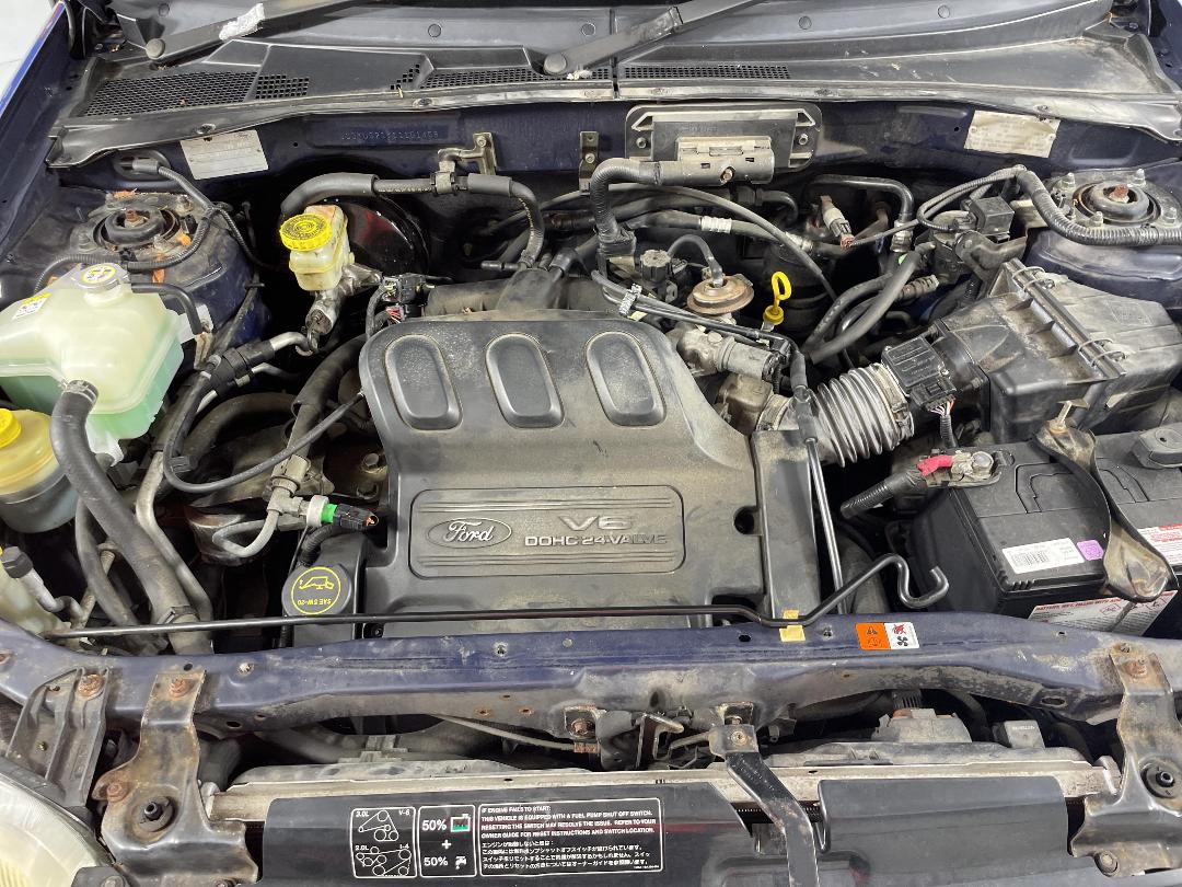 Photo '13' of Ford Escape