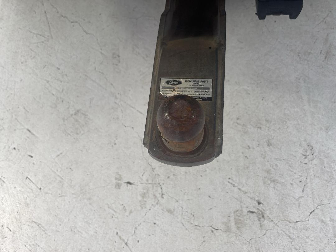 Photo '23' of Ford Escape