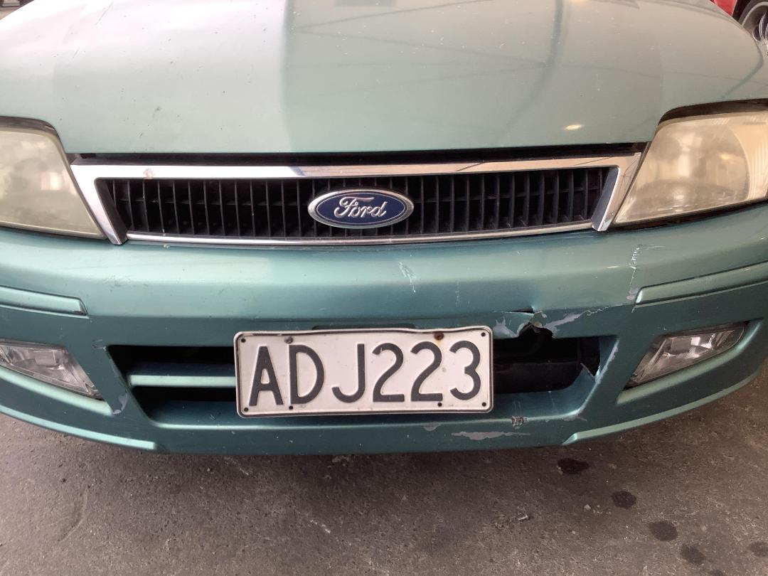 Photo '3' of Ford Laser XRI