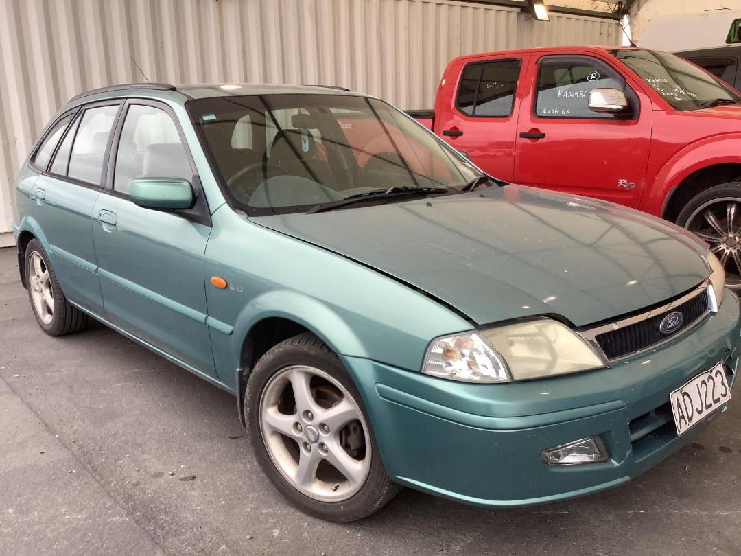 Photo '4' of Ford Laser XRI