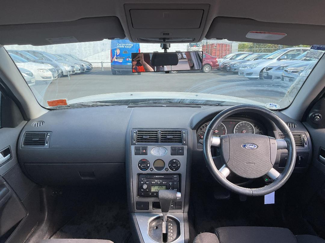 Photo '10' of Ford Mondeo Photo '10' of Ford Mondeo