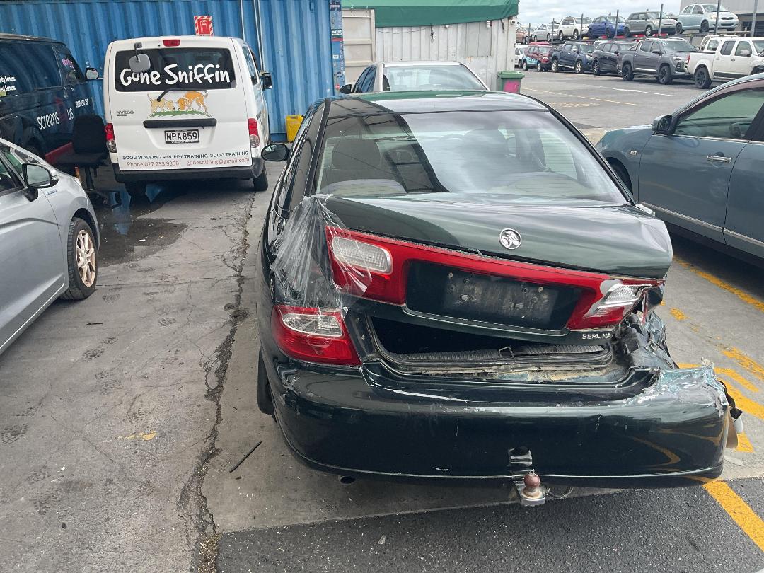 Photo '11' of Holden Berlina V6 Photo '11' of Holden Berlina V6