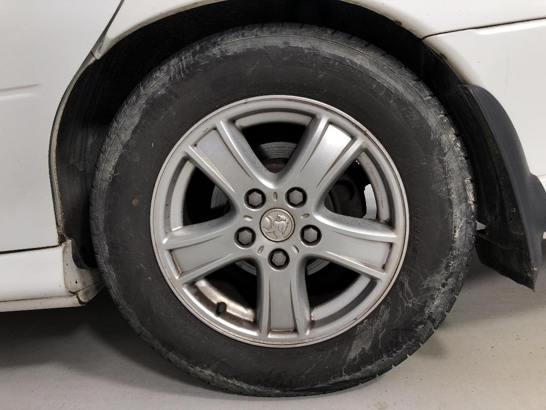 Photo '11' of Holden Commodore