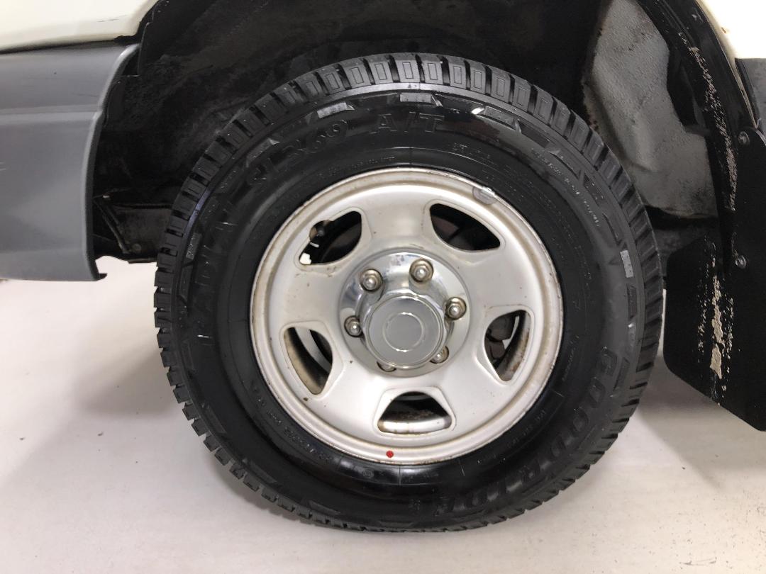 Photo '8' of Holden Rodeo 4X2 V6 LX Space W/S