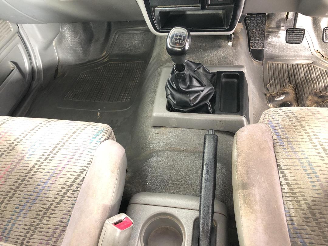 Photo '16' of Holden Rodeo 4X2 V6 LX Space W/S