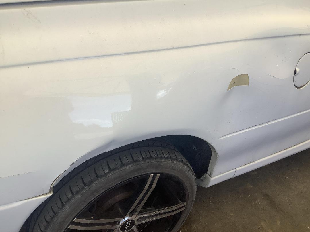 Photo '4' of Holden UTE S V8