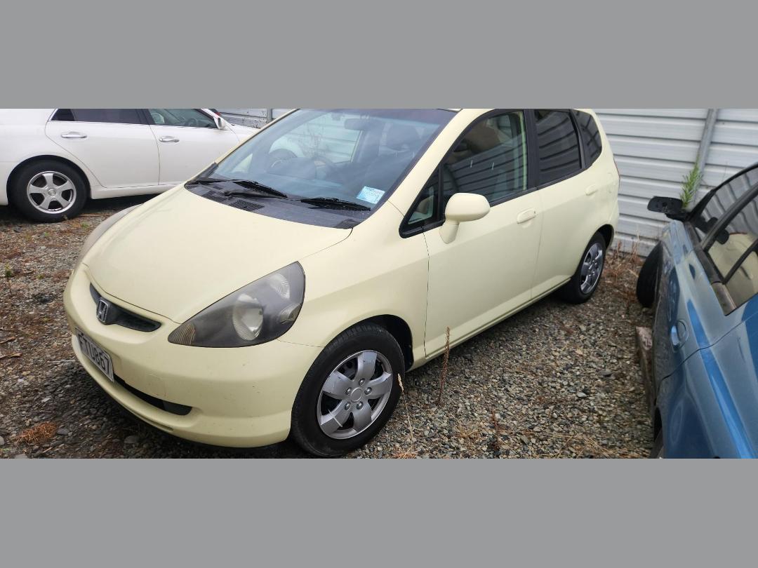 Photo '3' of Honda FIT