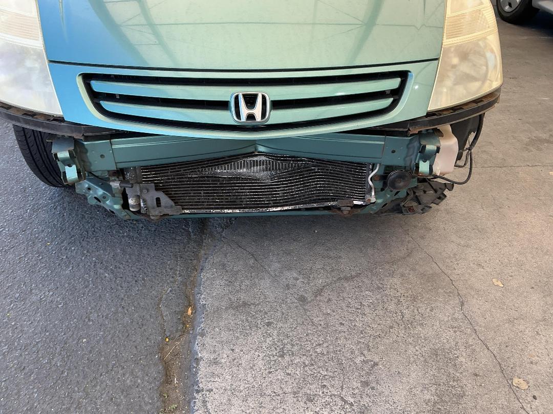 Photo '4' of Honda Stream 2000 Photo '4' of Honda Stream 2000